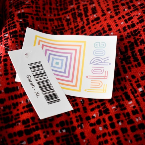 LuLaRoe Sarah - Picture 2 of 2